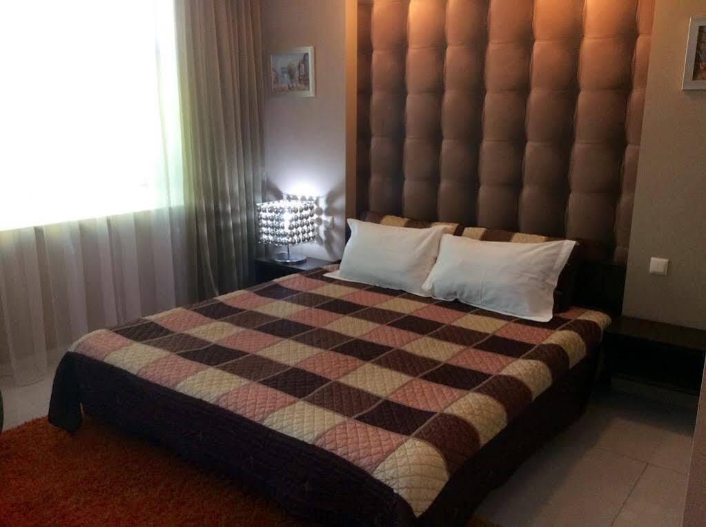 Business Hotel Charkov Buitenkant foto